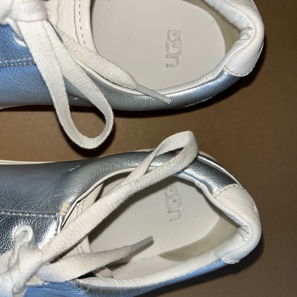 Final Price! UGG Women's Zilo Metallic Silver Sneakers - Picture 5 of 11